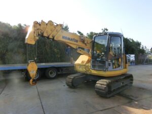 CHO THUÊ XE CẨU MINI KOMATSU LC785-6 ĐỜI 2004
