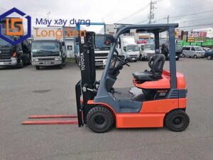 XE NÂNG HÀNG TOYOTA 52-8FD30