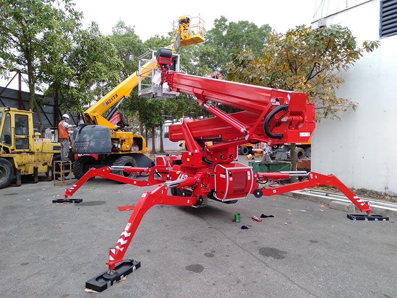 Bán xe nâng người chân nhện